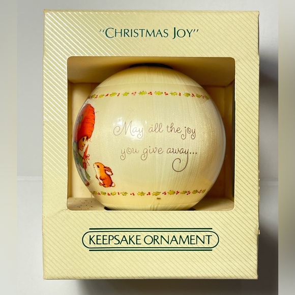 Vintage Hallmark Keepsake unbreakable satin ornament " Christmas Joy 1983” - Picture 4 of 6
